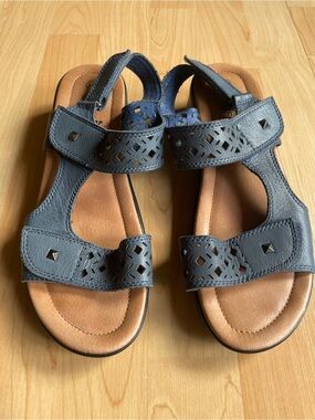 Womens Natural Comfort Sandals - Navy Blue -size US 9 or EU 40